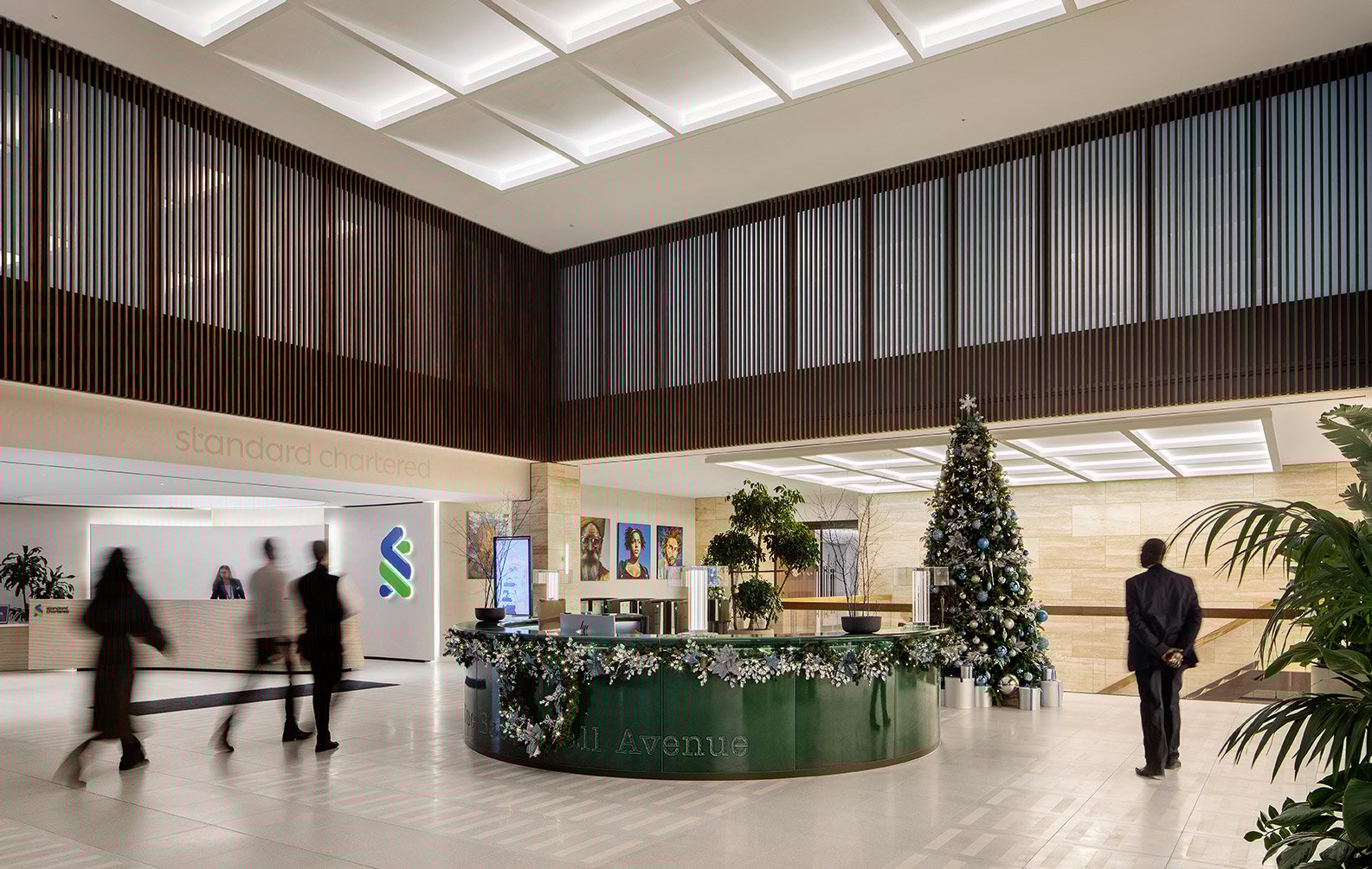 Screens at One Basinghall Standard Charted