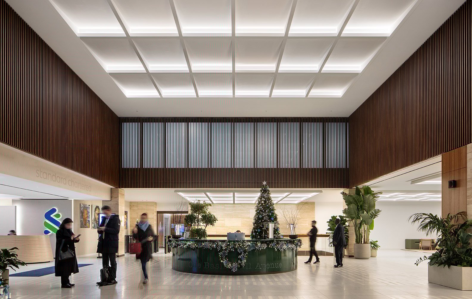 Screens at One Basinghall Standard Charted