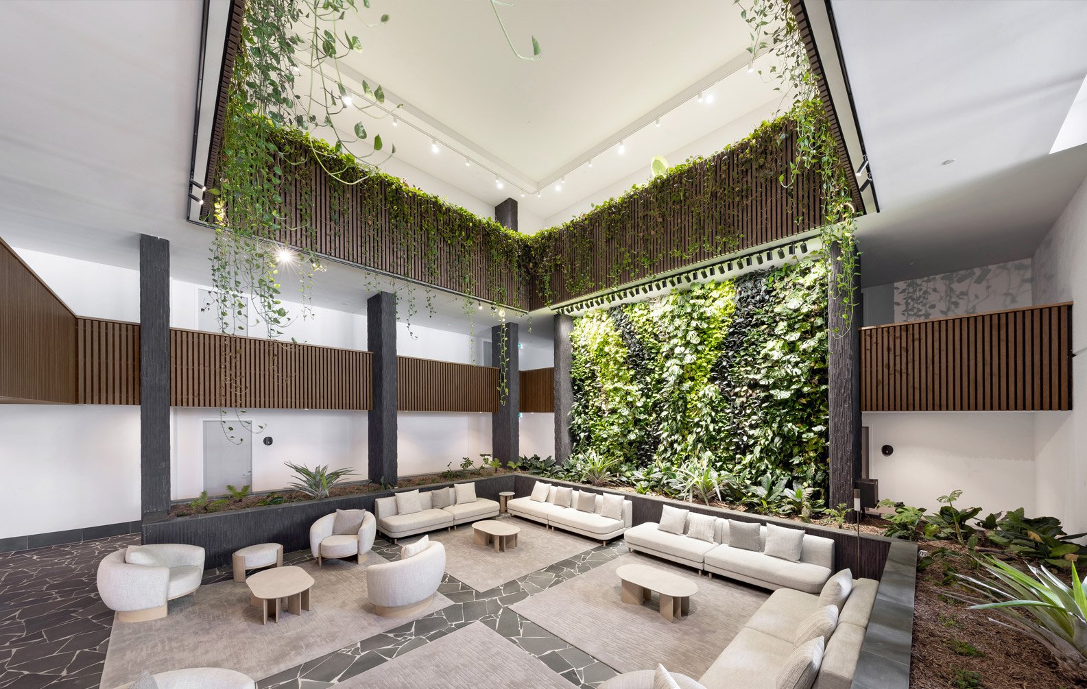 Belverdere-Main-Beach-Landscape-04