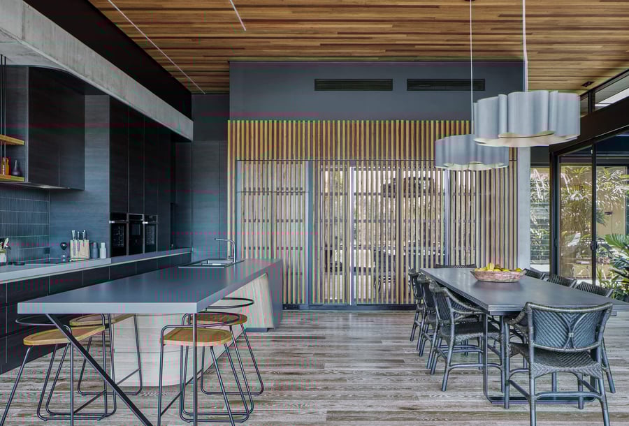 Timber screen Cove House