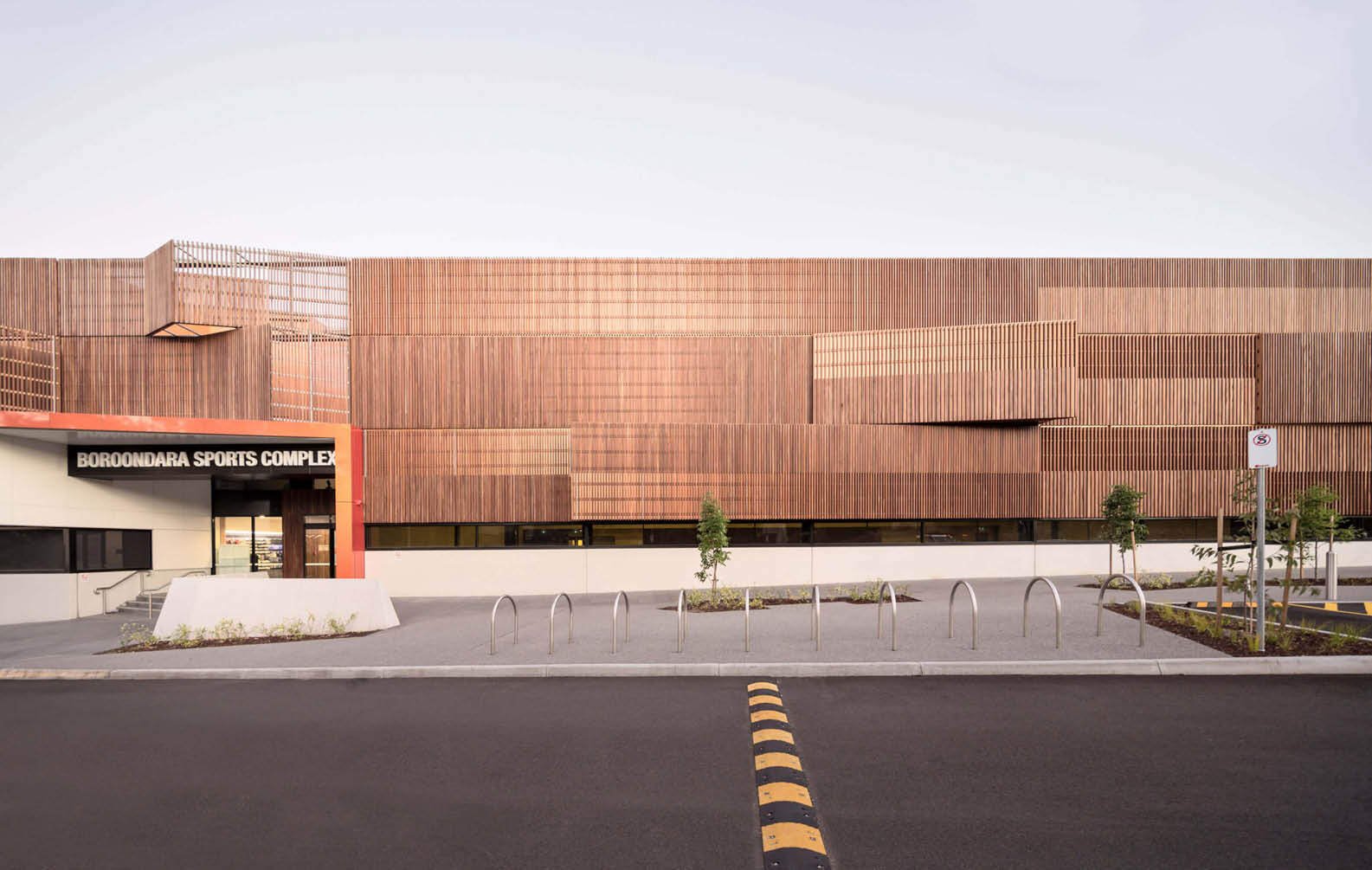 boroondara-sports-centres-timber-facade_03