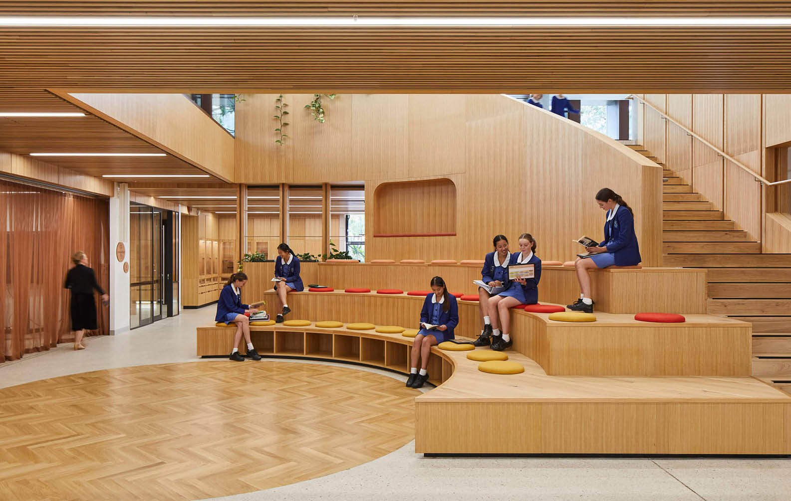 click-on-batten-ceilings-at-monte-stant-angelo-mercy-college_07