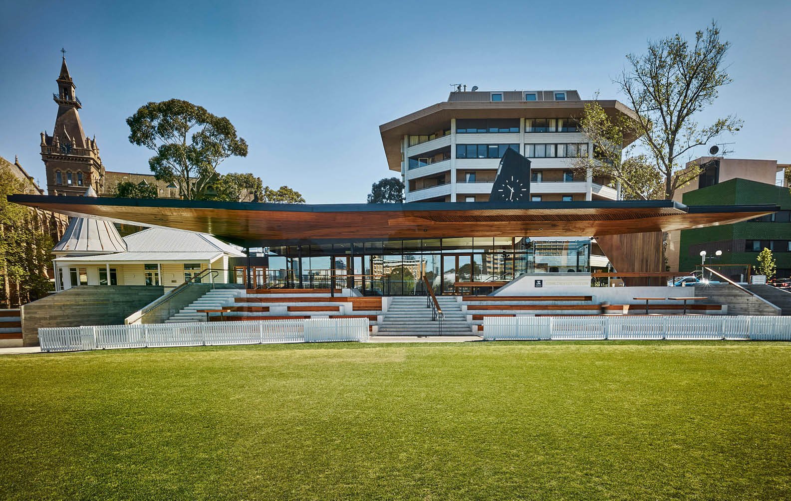 ernie-cropley-pavilion_03