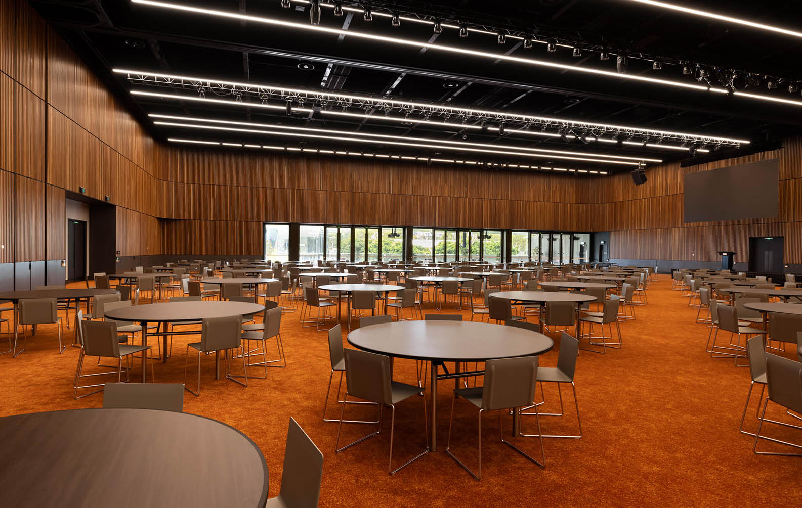 Bold Batten Shapes and Colours at CENTREPIECE | Project | Sculptform